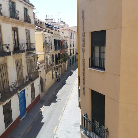 Del Parque Flats - Ollerias 1 Appartement Málaga Buitenkant foto
