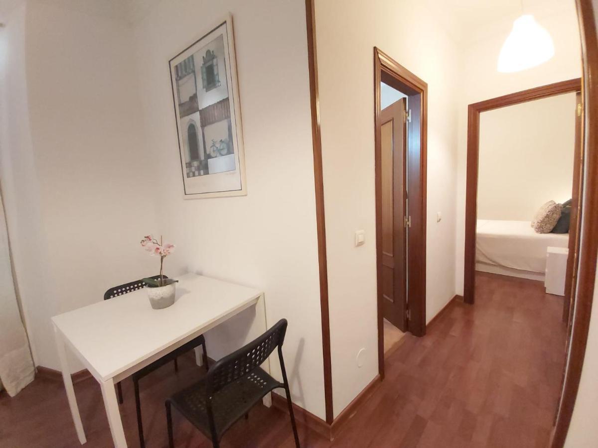 Del Parque Flats - Ollerias 1 Appartement Málaga Buitenkant foto