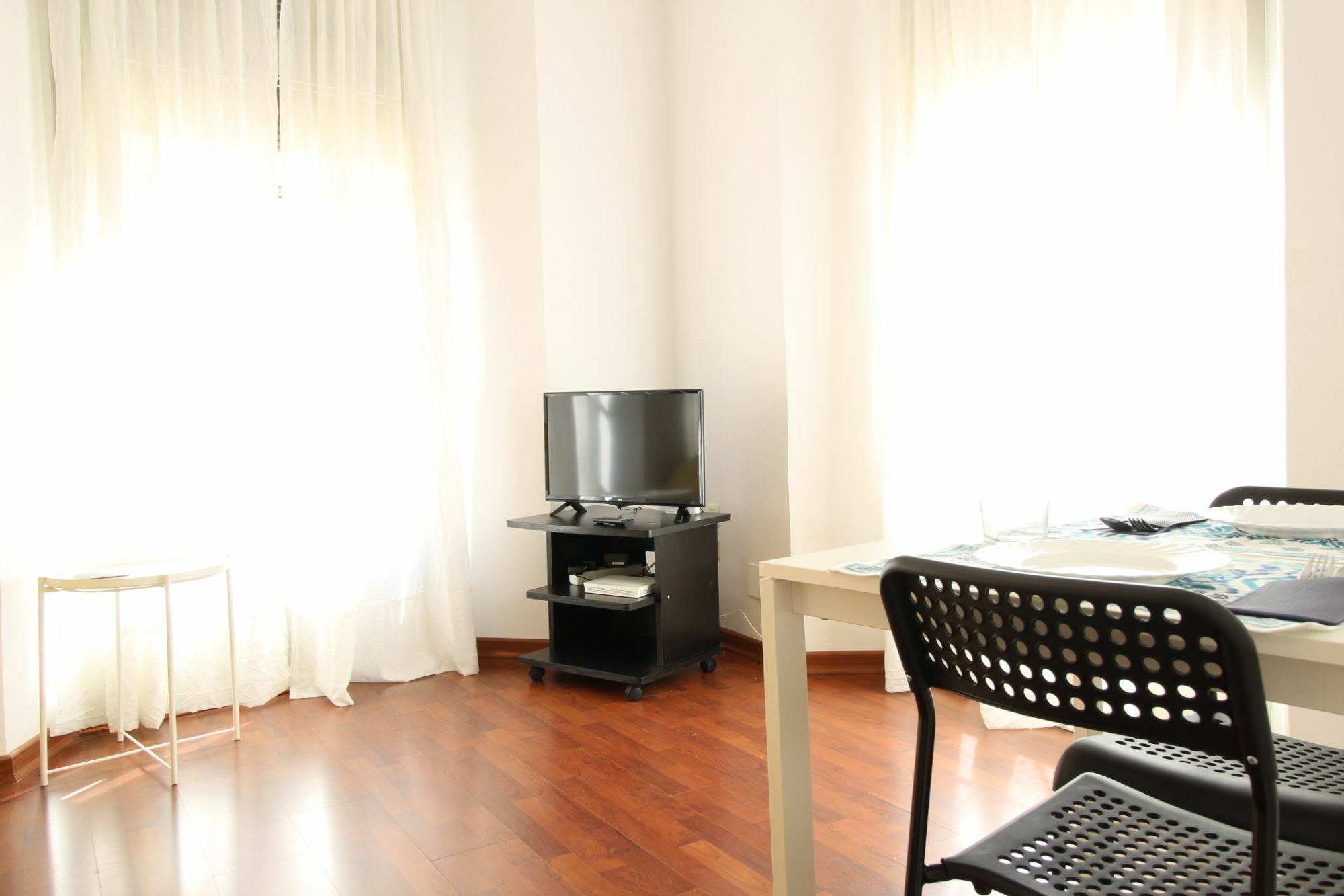 Del Parque Flats - Ollerias 1 Appartement Málaga Buitenkant foto